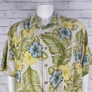Tommy Bahama Shirt Men's Size XL Hawaiian Camp Shirt 100% Silk Floral Hibiscus